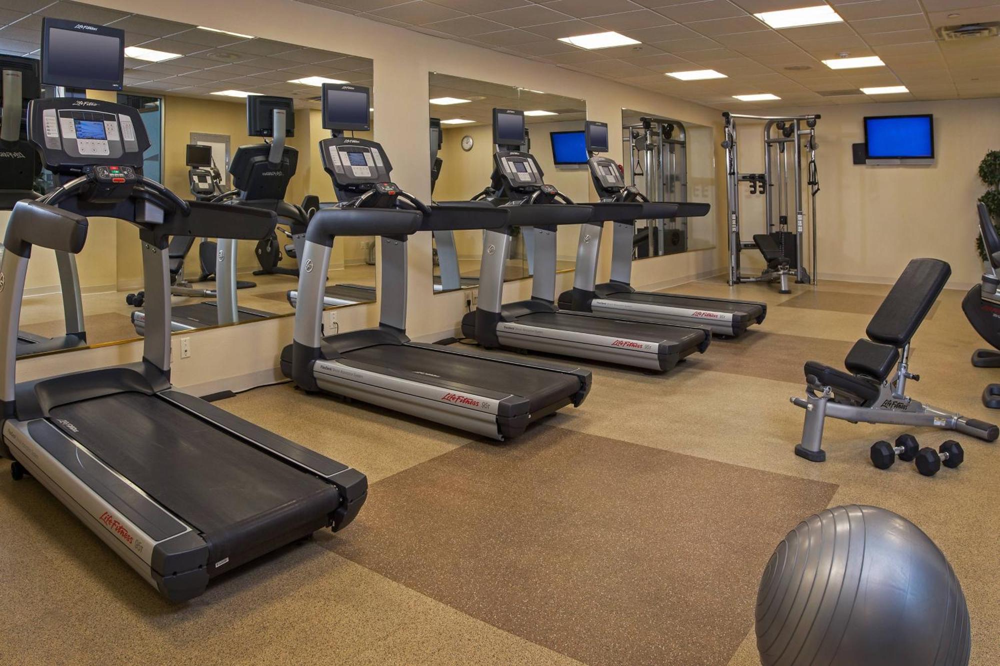 Marriott Savannah Riverfront Facilities photo